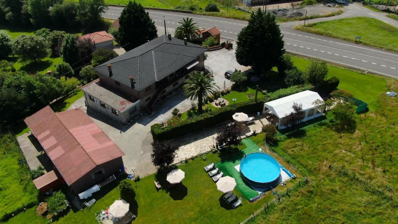 Casa Madrazo Con Piscina Y Parrillas Praves Exterior photo