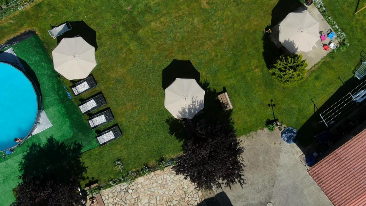 Casa Madrazo Con Piscina Y Parrillas Praves Exterior photo